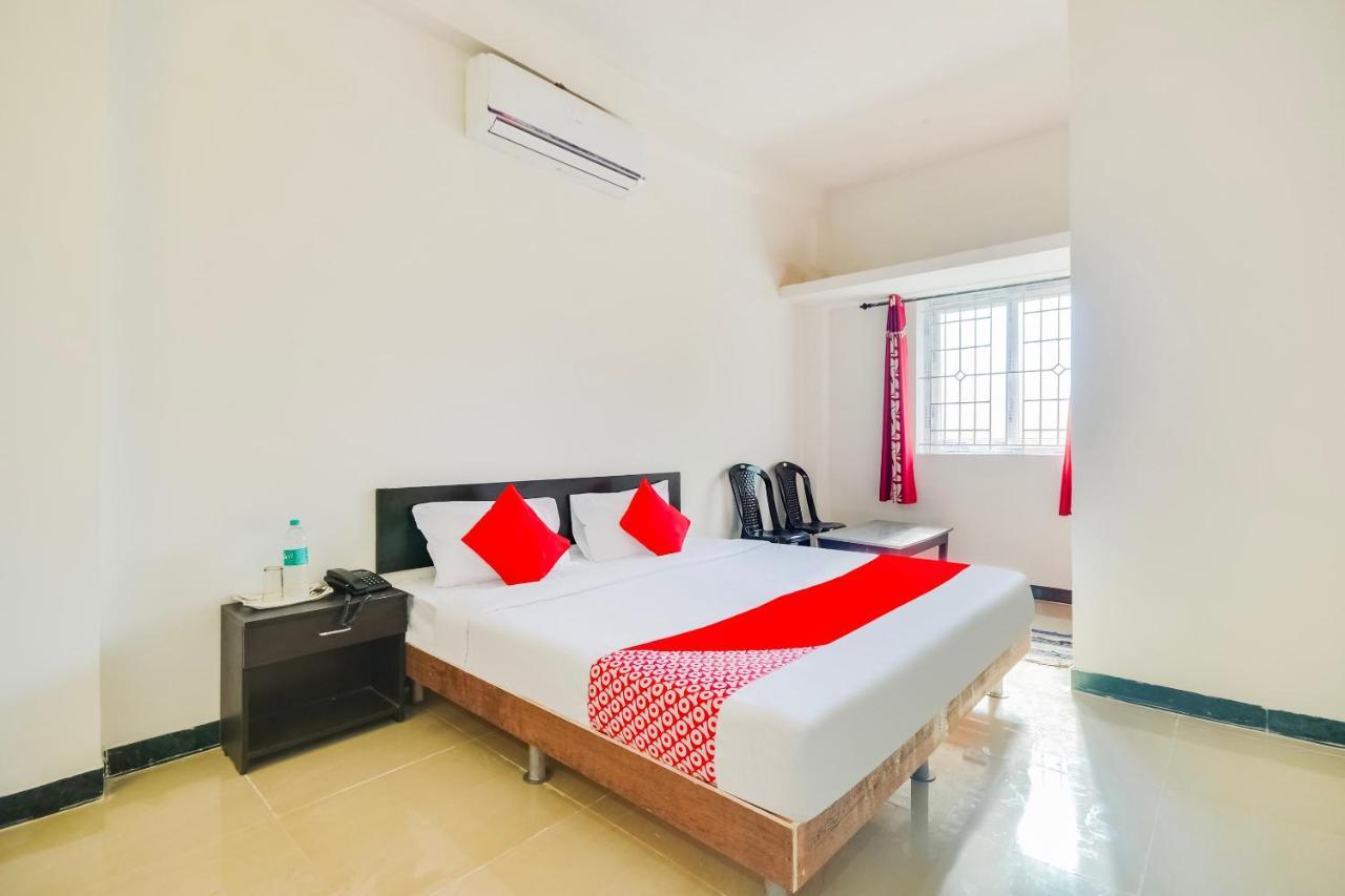 Oyo 67267 Ss Residency Singanallur Exterior photo
