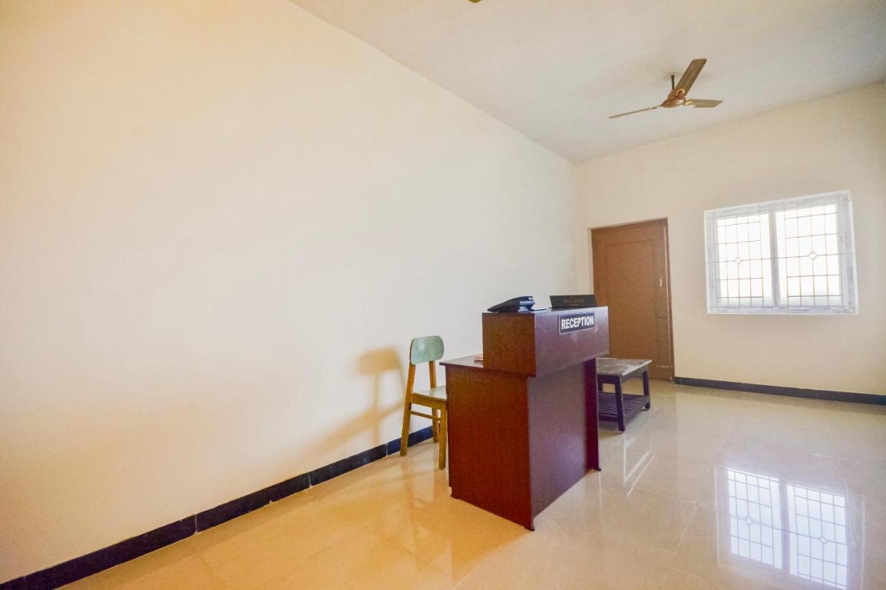 Oyo 67267 Ss Residency Singanallur Exterior photo