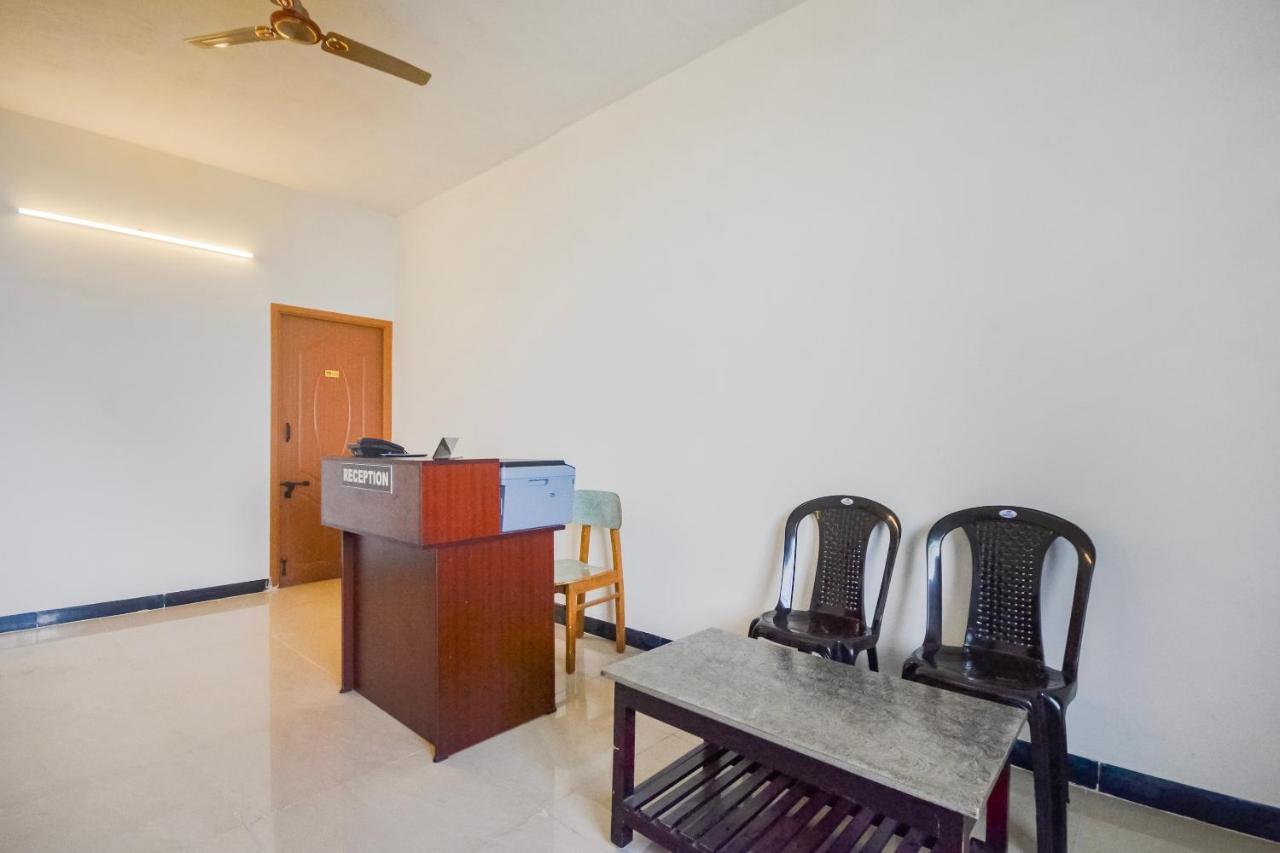 Oyo 67267 Ss Residency Singanallur Exterior photo