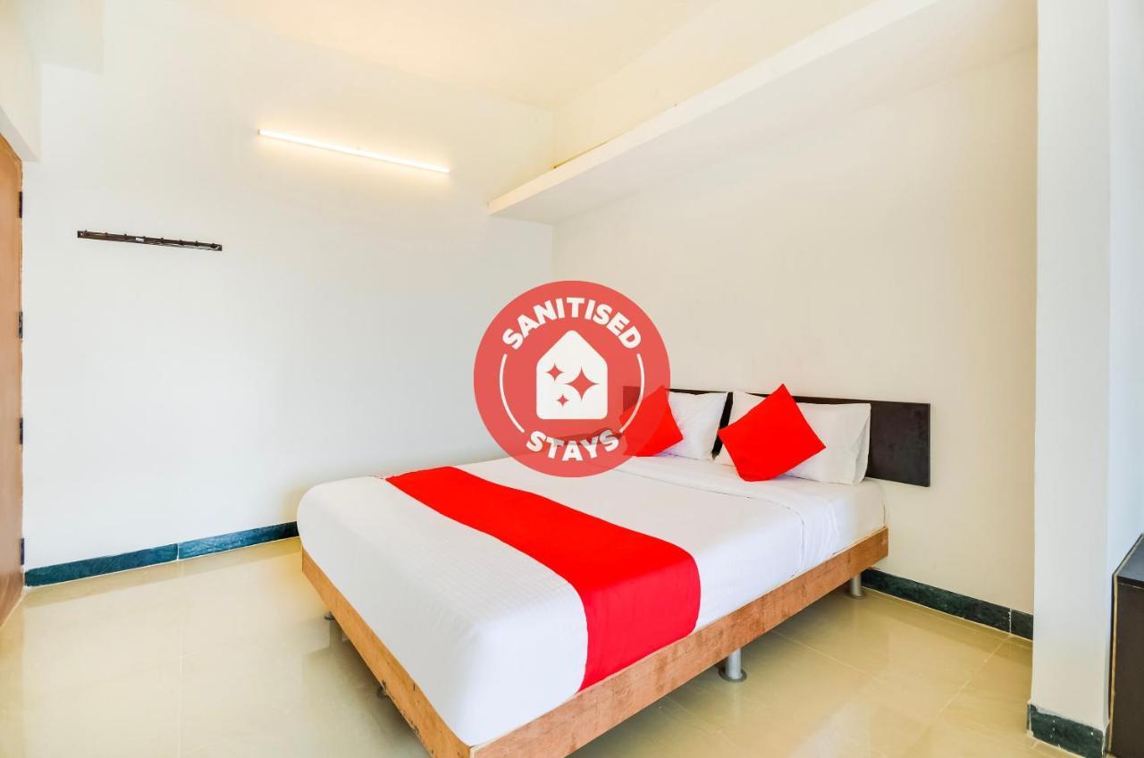 Oyo 67267 Ss Residency Singanallur Exterior photo